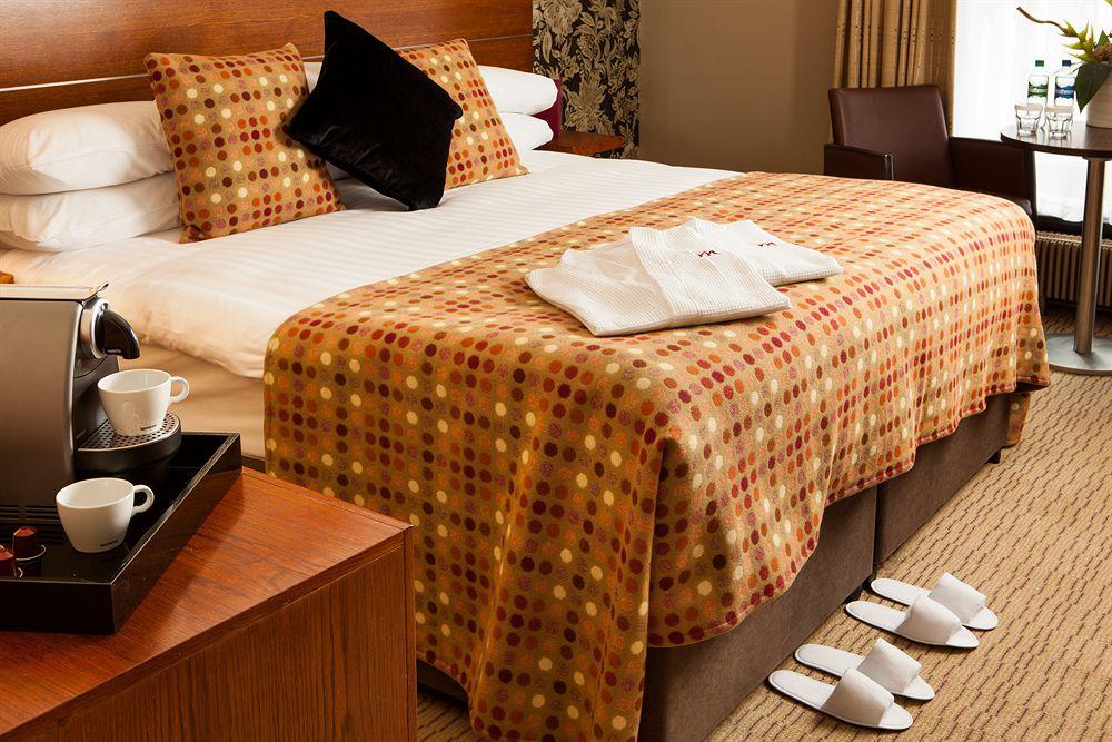 Mercure Burton Upon Trent, Newton Park Extérieur photo
