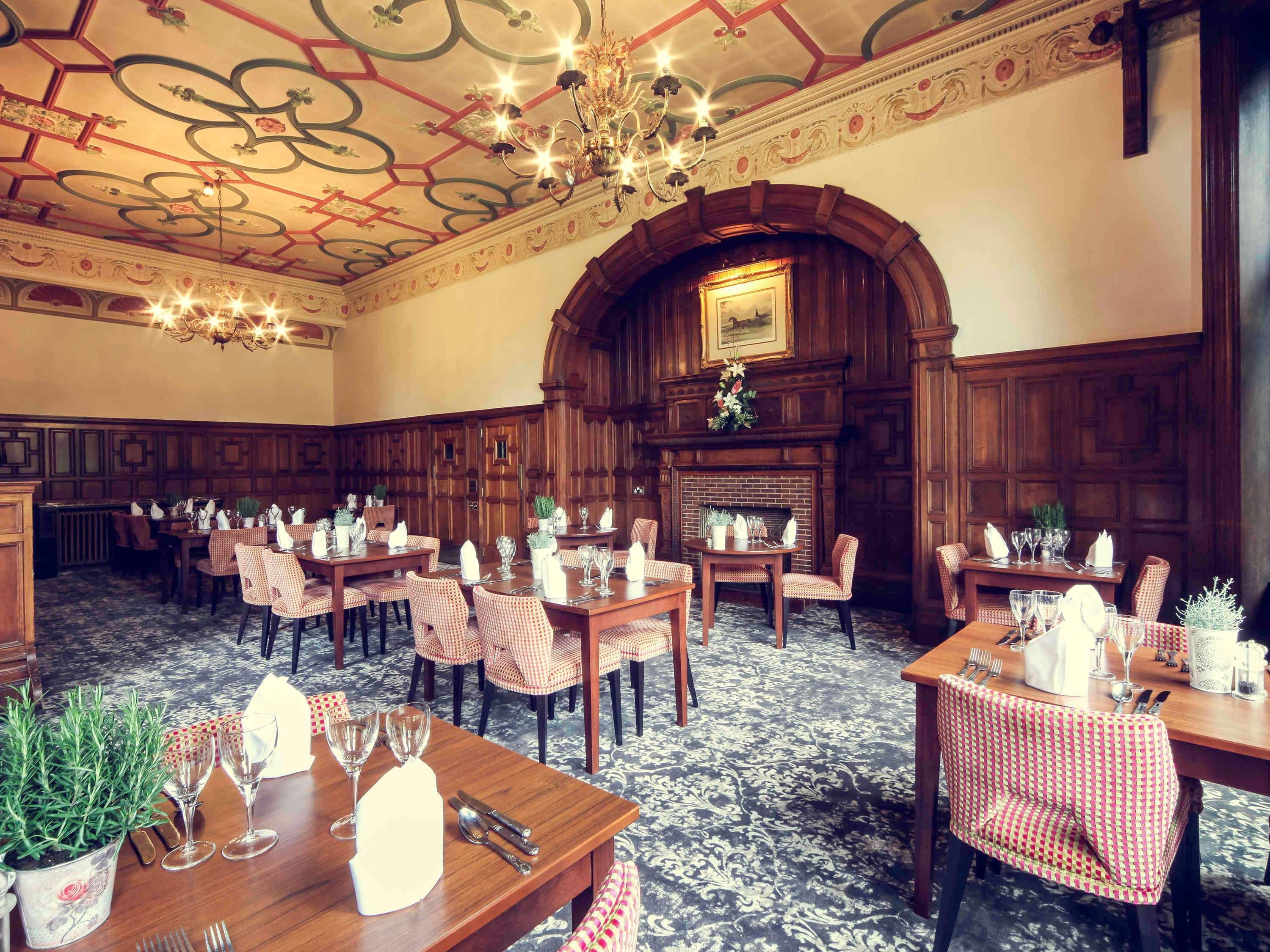 Mercure Burton Upon Trent, Newton Park Extérieur photo
