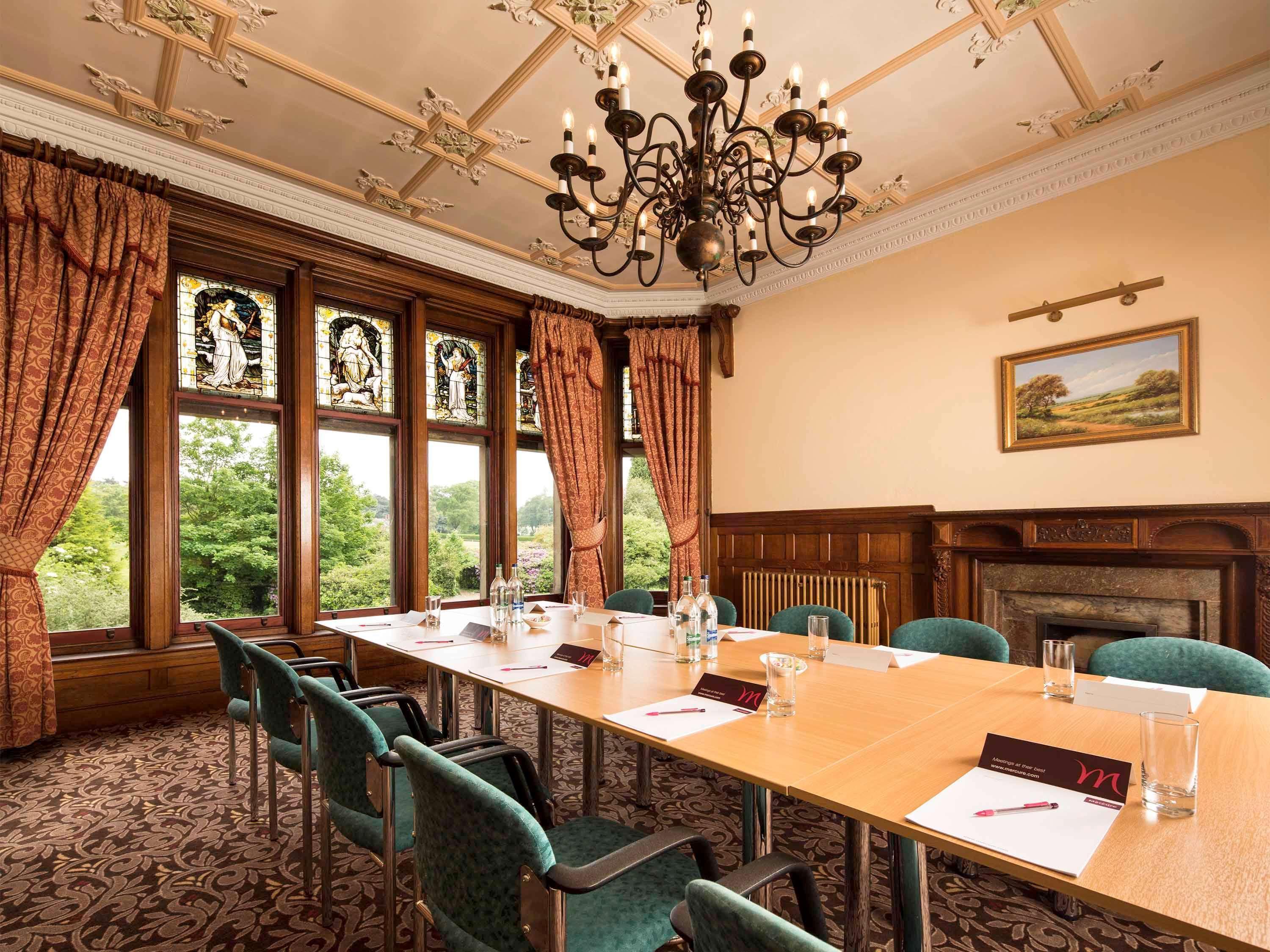Mercure Burton Upon Trent, Newton Park Extérieur photo