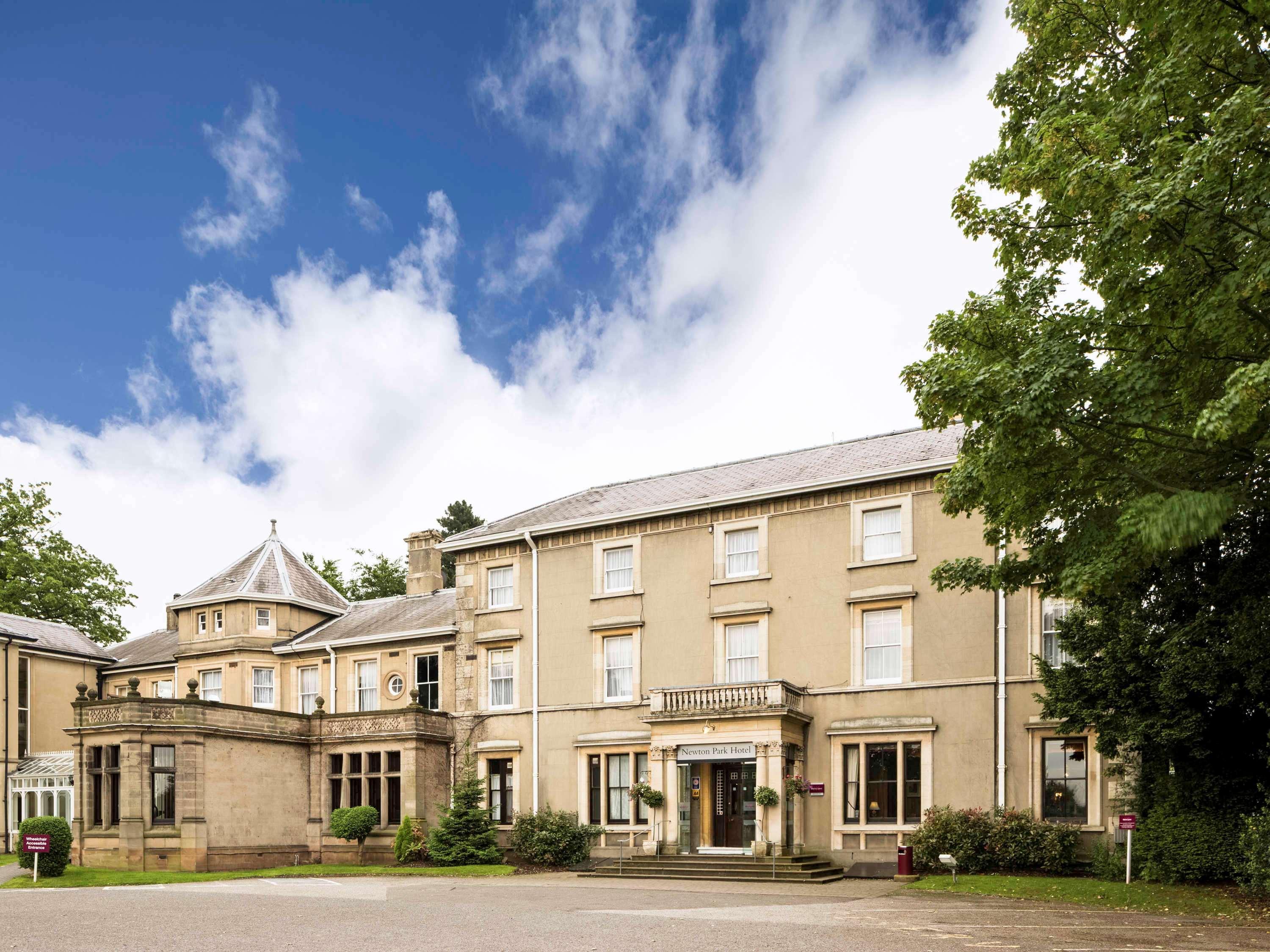 Mercure Burton Upon Trent, Newton Park Extérieur photo