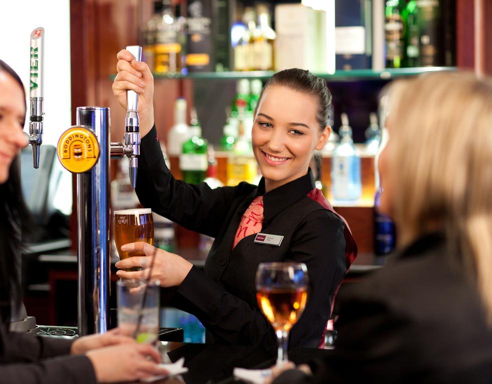 Mercure Burton Upon Trent, Newton Park Extérieur photo