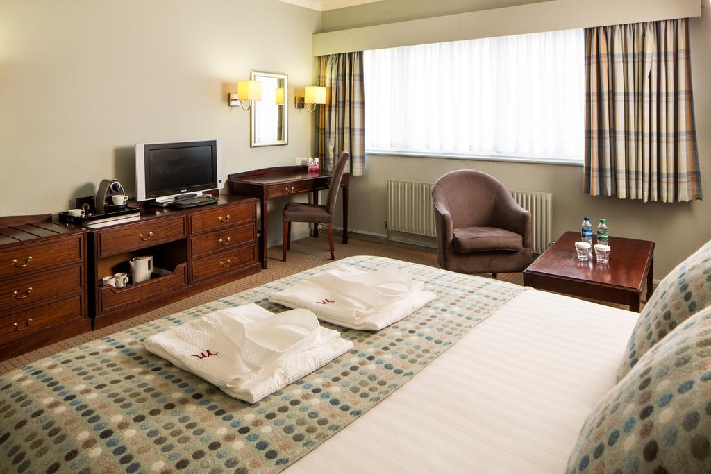 Mercure Burton Upon Trent, Newton Park Extérieur photo