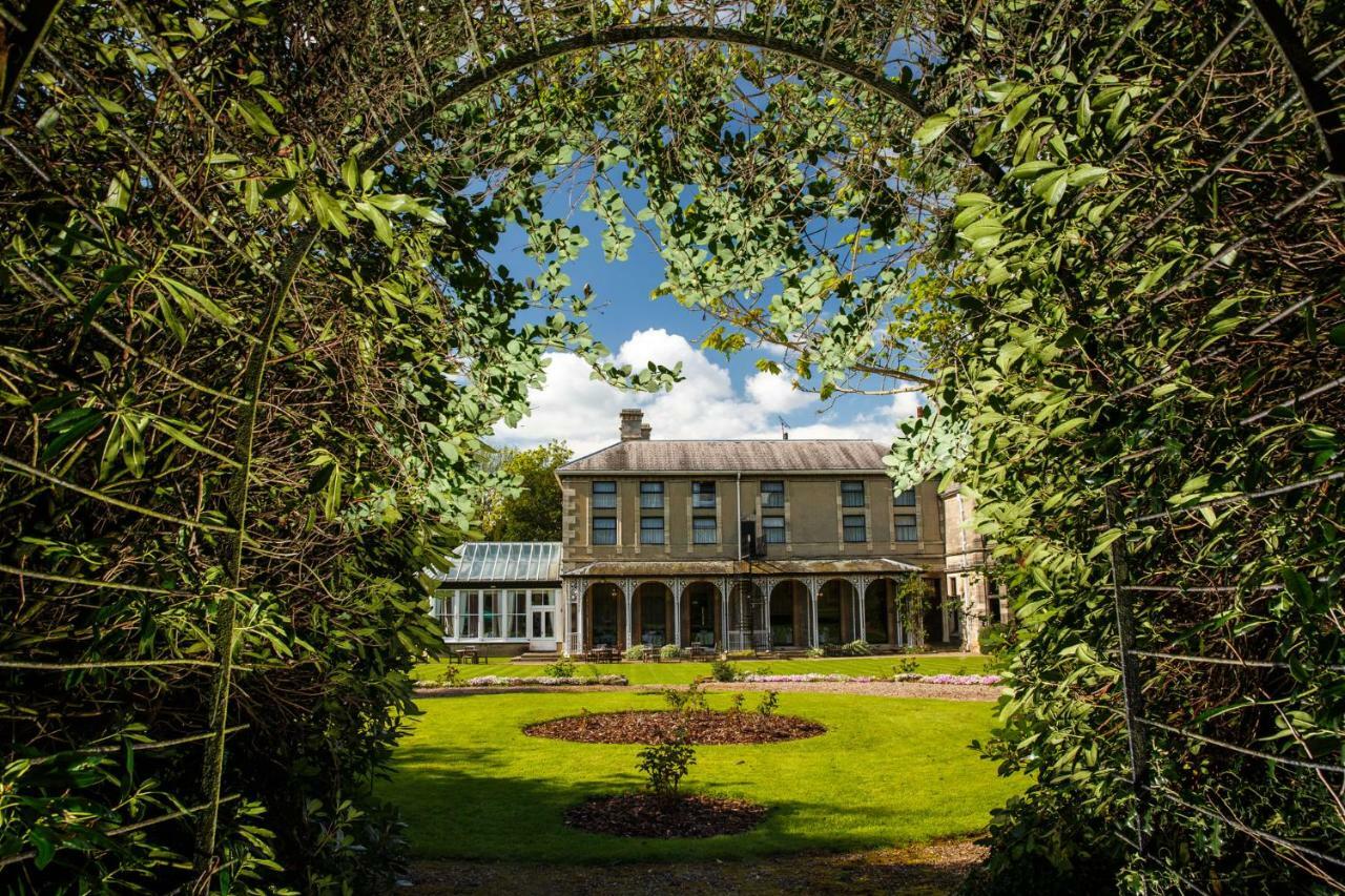 Mercure Burton Upon Trent, Newton Park Extérieur photo