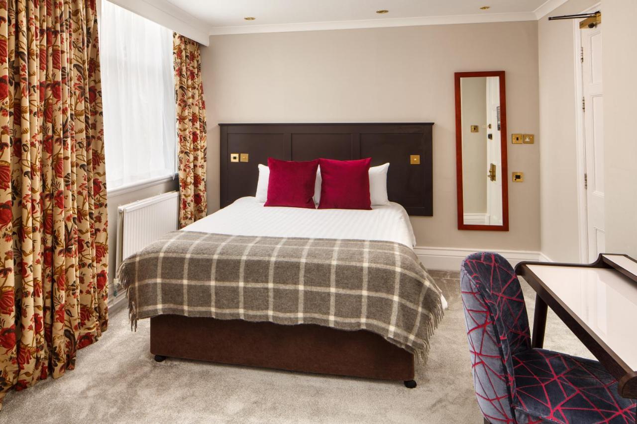 Mercure Burton Upon Trent, Newton Park Extérieur photo